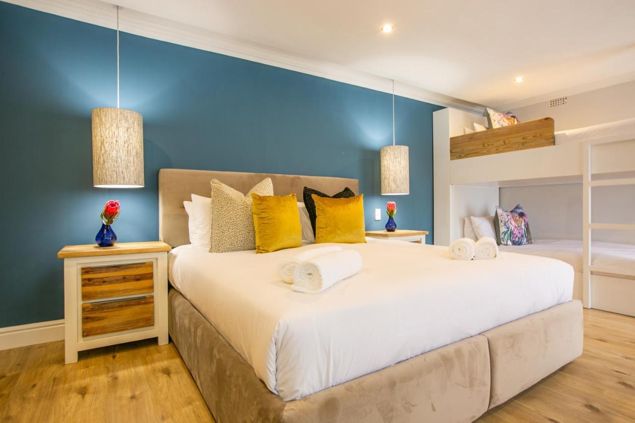 Hout & About Guest House Hout Bay Exterior photo